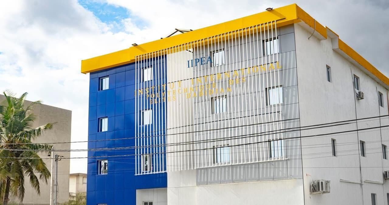 阿比让国际精英理工学院